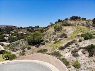 15 Yucca Ct, La Verne, CA 91750