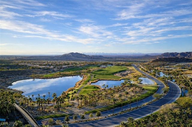 1130 Scarlet Sparrow Street, Henderson, NV 89011