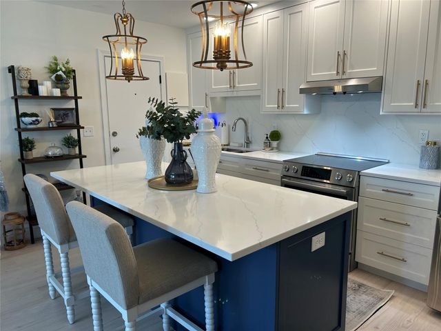 6260 NE 18th Ave 722, Fort Lauderdale, FL 33334