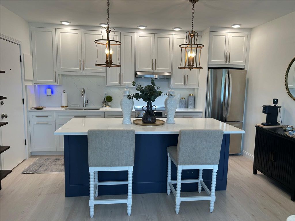 6260 NE 18th Ave 722, Fort Lauderdale, FL 33334