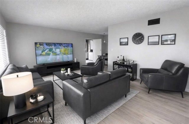 1598 W Wesley, Hemet, CA 92543