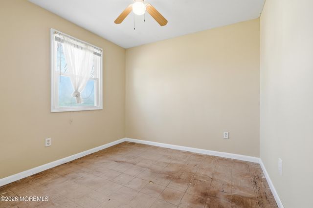 723 E Long Branch Avenue, Bayville, NJ 08721