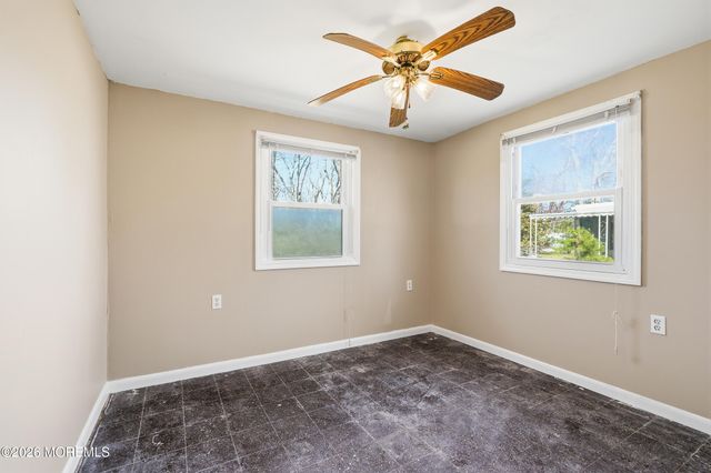 723 E Long Branch Avenue, Bayville, NJ 08721