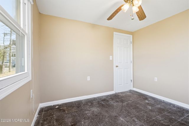 723 E Long Branch Avenue, Bayville, NJ 08721