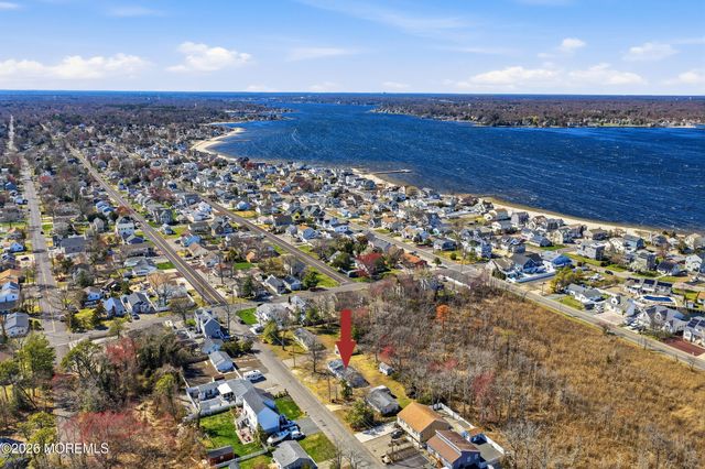 723 E Long Branch Avenue, Bayville, NJ 08721