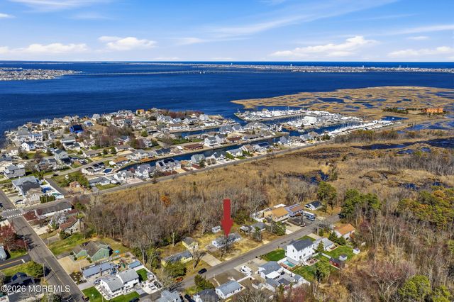 723 E Long Branch Avenue, Bayville, NJ 08721