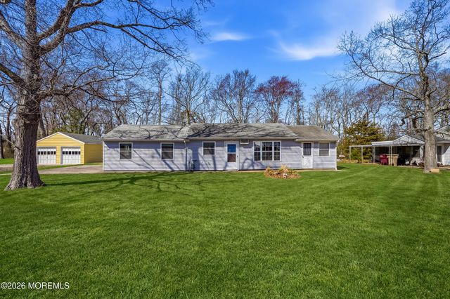 723 E Long Branch Avenue, Bayville, NJ 08721