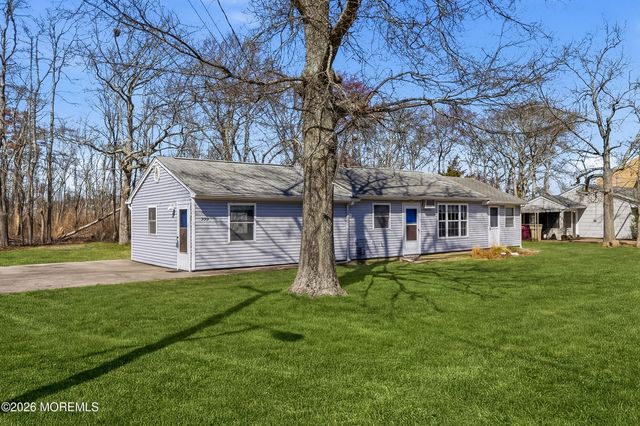 723 E Long Branch Avenue, Bayville, NJ 08721