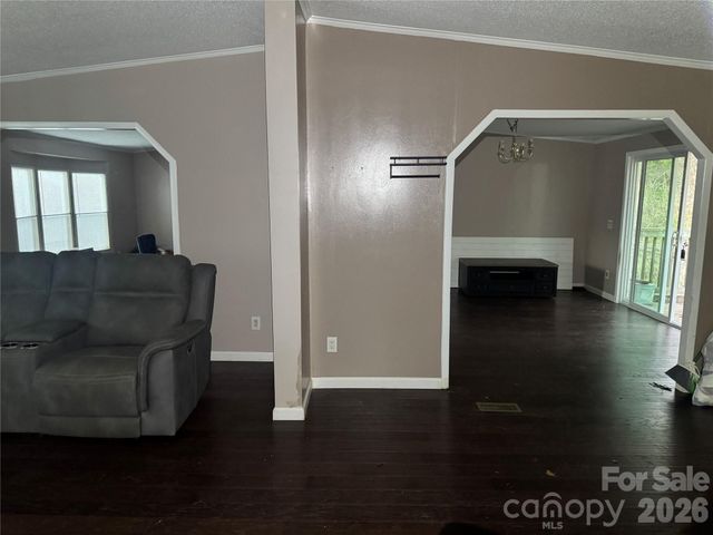 819 Milton Avenue SW, Valdese, NC 28690