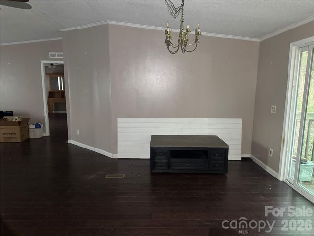 819 Milton Avenue SW, Valdese, NC 28690