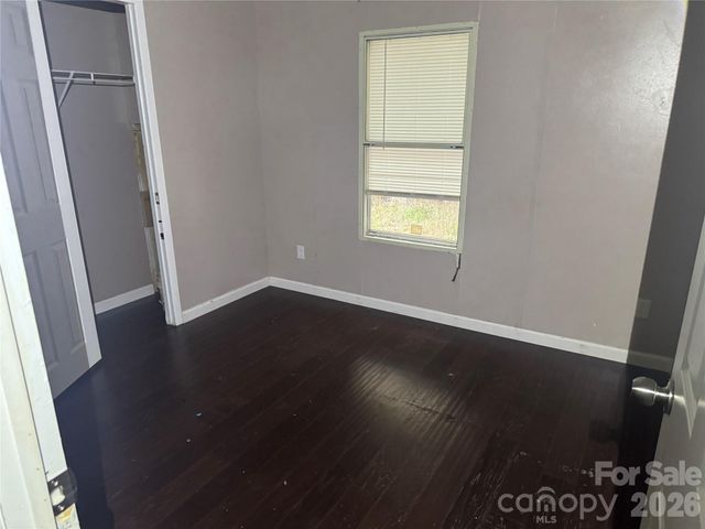 819 Milton Avenue SW, Valdese, NC 28690