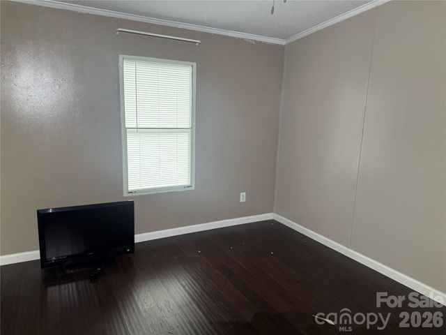 819 Milton Avenue SW, Valdese, NC 28690