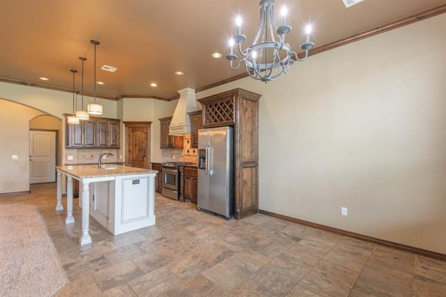 701 Lindsey Lane, Moore, OK 73160