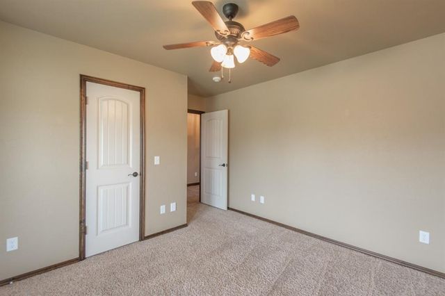 701 Lindsey Lane, Moore, OK 73160