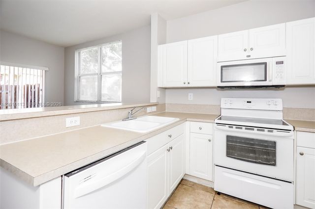 1495 NE 33rd Ave 102, Homestead, FL 33033