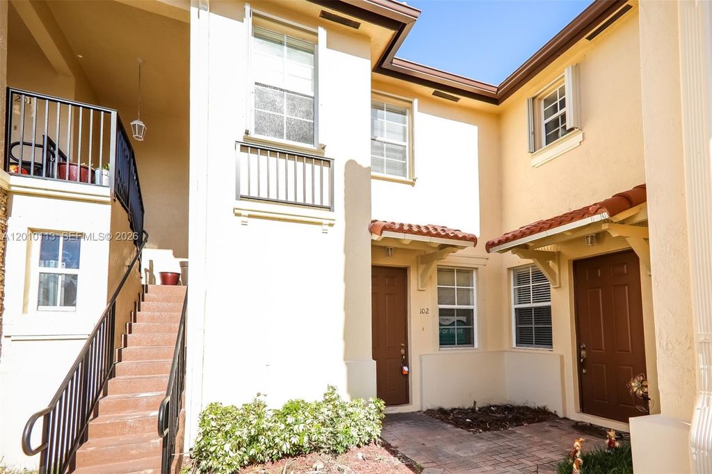 1495 NE 33rd Ave 102, Homestead, FL 33033