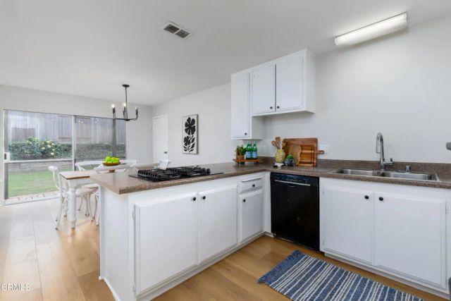 1874 Munson Street, Camarillo, CA 93010