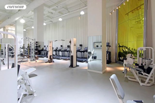 15 Broad St Apt 1606, New York City, NY 10005