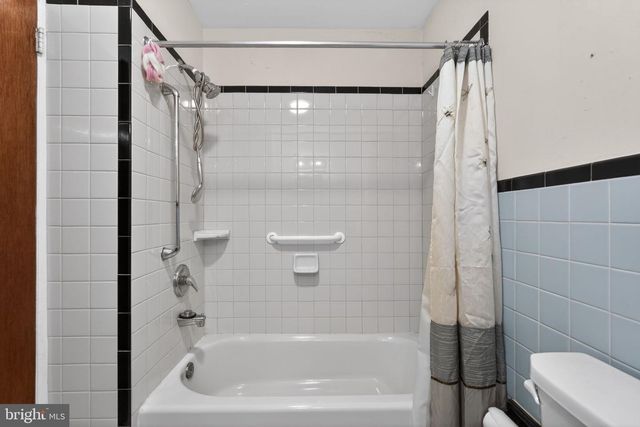 822 MURRAY AVE, Cherry Hill, NJ 08002