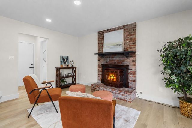 6824 Oaklawn Way, Fair Oaks, CA 95628