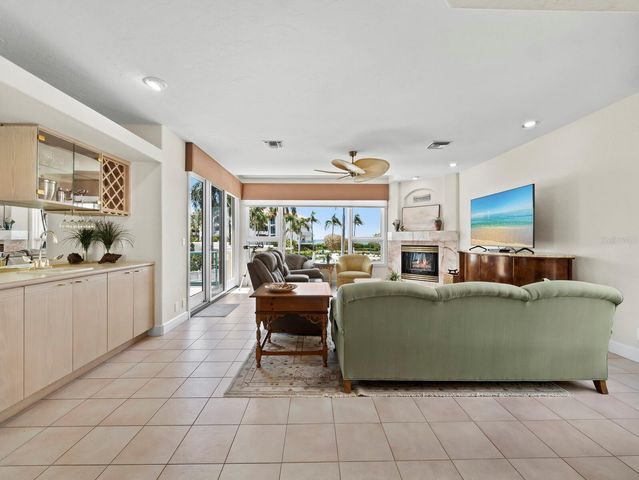 350 GULF OF MEXICO DRIVE 213, Longboat Key, FL 34228
