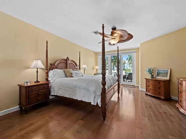 350 GULF OF MEXICO DRIVE 213, Longboat Key, FL 34228