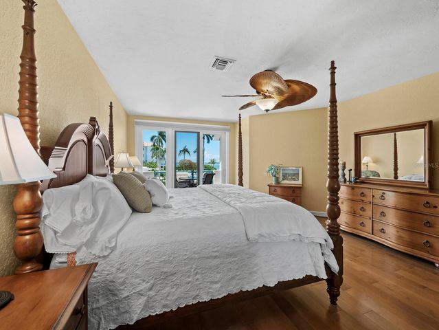 350 GULF OF MEXICO DRIVE 213, Longboat Key, FL 34228