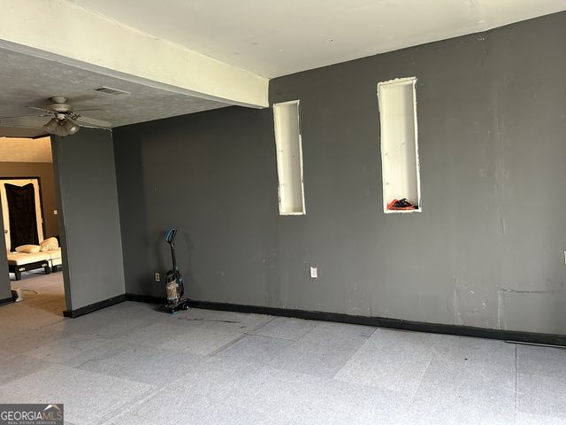 64 Ruby Drive, Woodbury, GA 30293