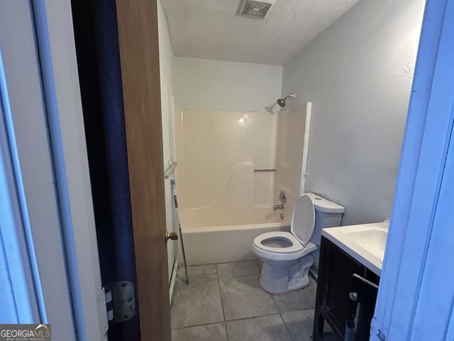 64 Ruby Drive, Woodbury, GA 30293