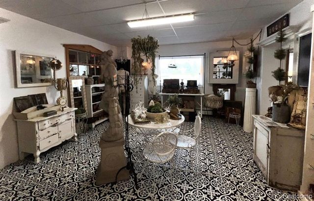 4034 W Grand Blanc Road, Swartz Creek, MI 48473