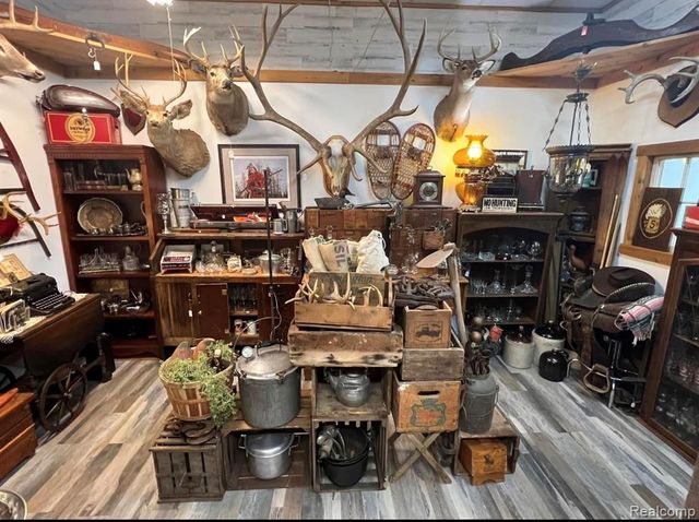 4034 W Grand Blanc Road, Swartz Creek, MI 48473