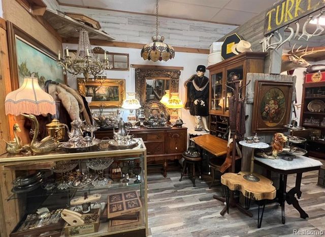 4034 W Grand Blanc Road, Swartz Creek, MI 48473