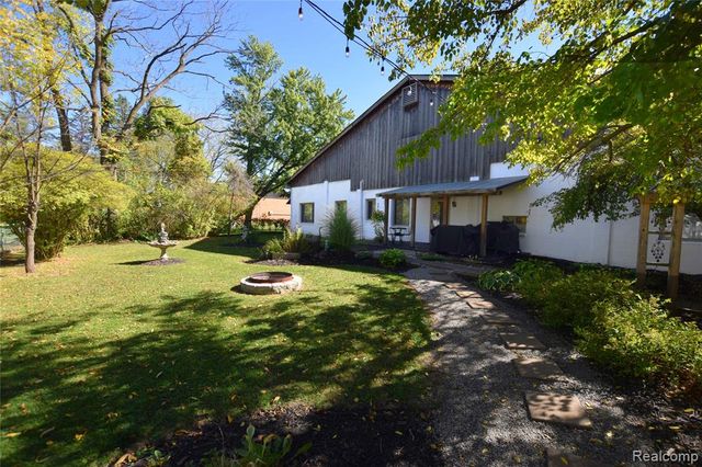 4034 W Grand Blanc Road, Swartz Creek, MI 48473