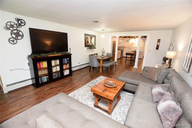 4034 W Grand Blanc Road, Swartz Creek, MI 48473