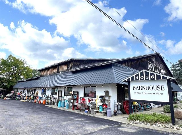 4034 W Grand Blanc Road, Swartz Creek, MI 48473