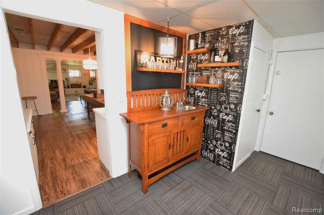 4034 W Grand Blanc Road, Swartz Creek, MI 48473