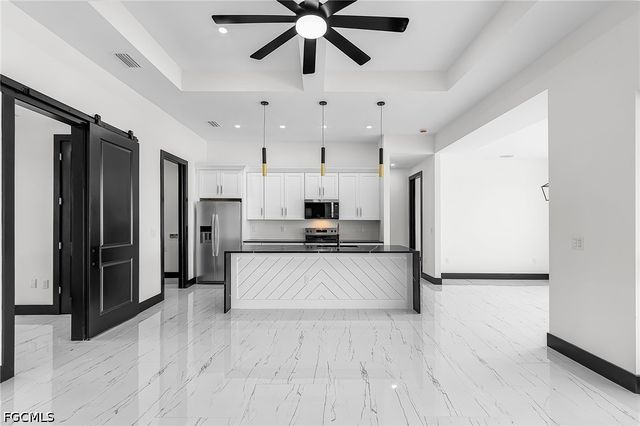 9045 W Broad CIR, Labelle, FL 33935