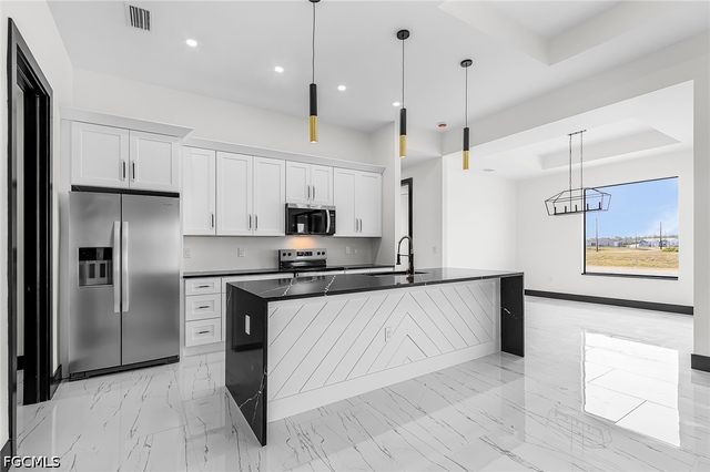 9045 W Broad CIR, Labelle, FL 33935