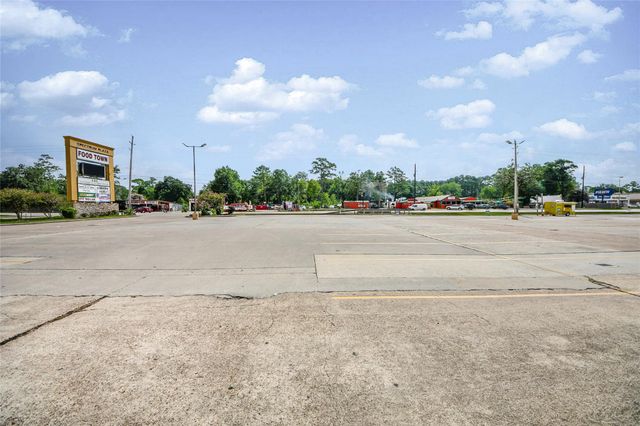 23221 Aldine Westfield Rd Road, Spring, TX 77373