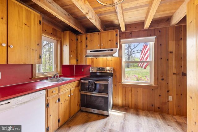 8358 BOTHA RD, Warrenton, VA 20186