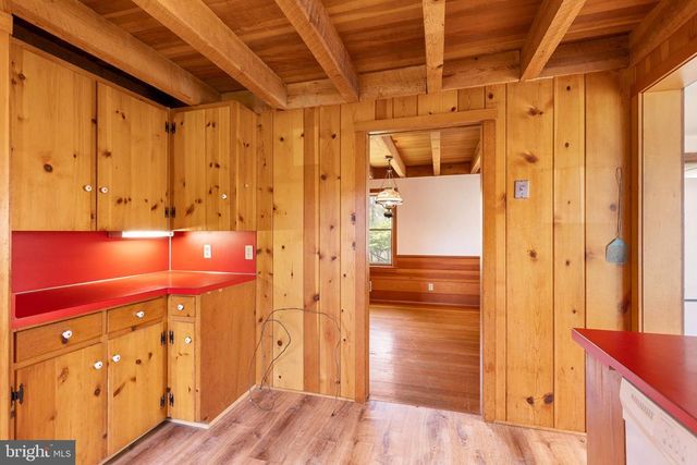 8358 BOTHA RD, Warrenton, VA 20186
