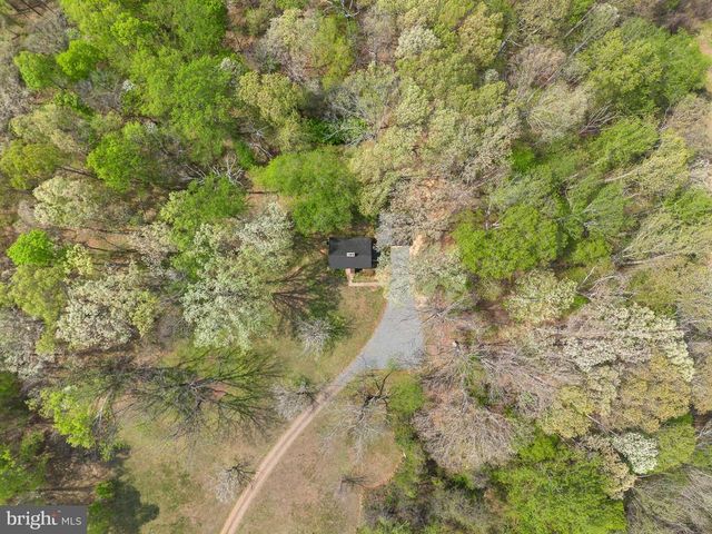 8358 BOTHA RD, Warrenton, VA 20186