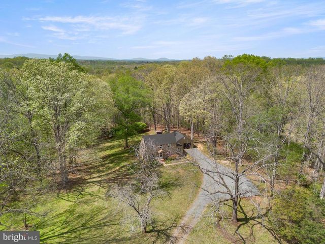 8358 BOTHA RD, Warrenton, VA 20186