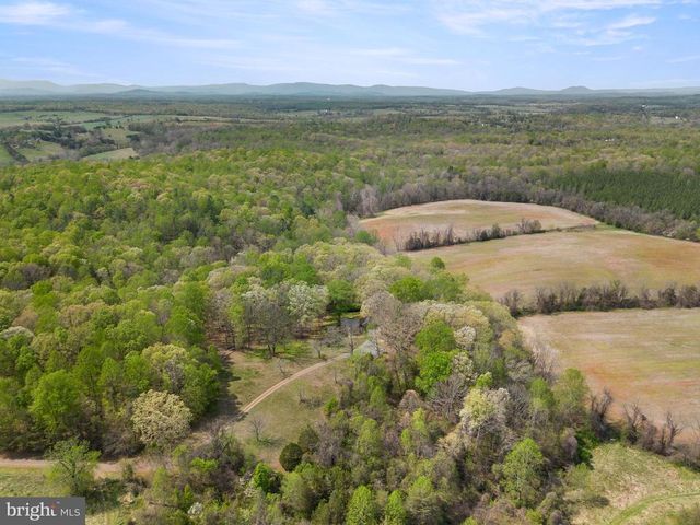 8358 BOTHA RD, Warrenton, VA 20186
