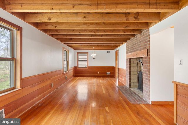 8358 BOTHA RD, Warrenton, VA 20186
