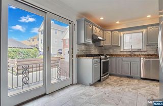 662 Teneyck Avenue, Lyndhurst, NJ 07071