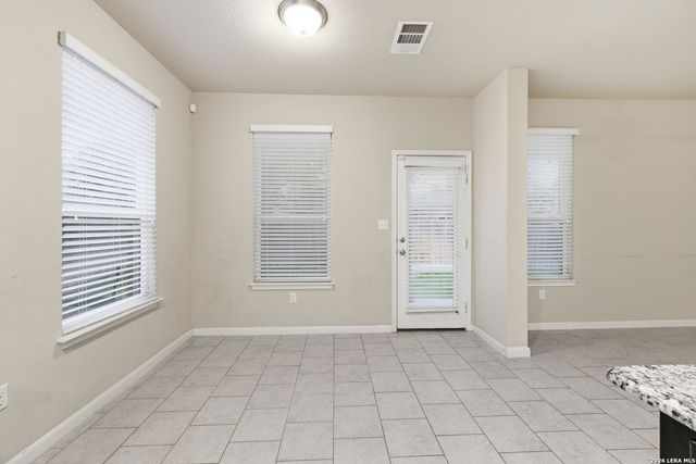 2139 Flintshire Dr, New Braunfels, TX 78130