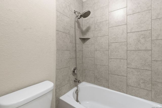 2139 Flintshire Dr, New Braunfels, TX 78130