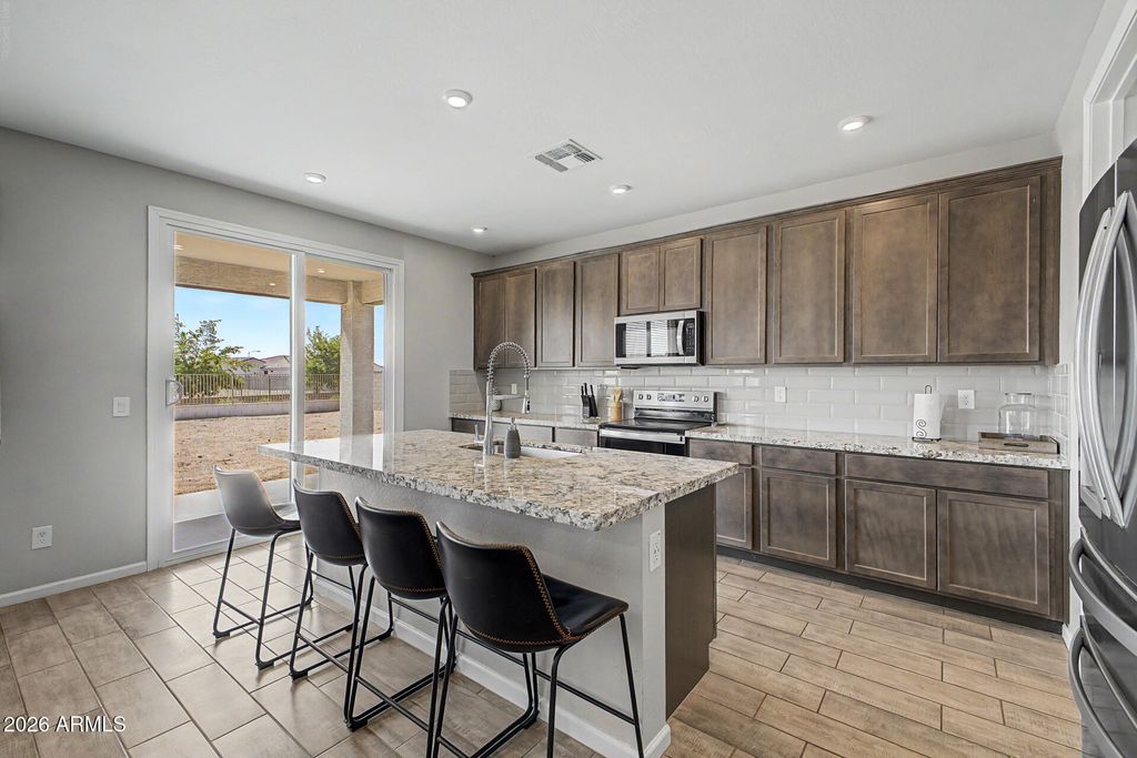 123 S SIENA Lane, Casa Grande, AZ 85122 — photo 3