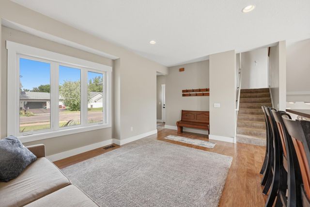 800 Griffing Park Road, Buffalo, MN 55313